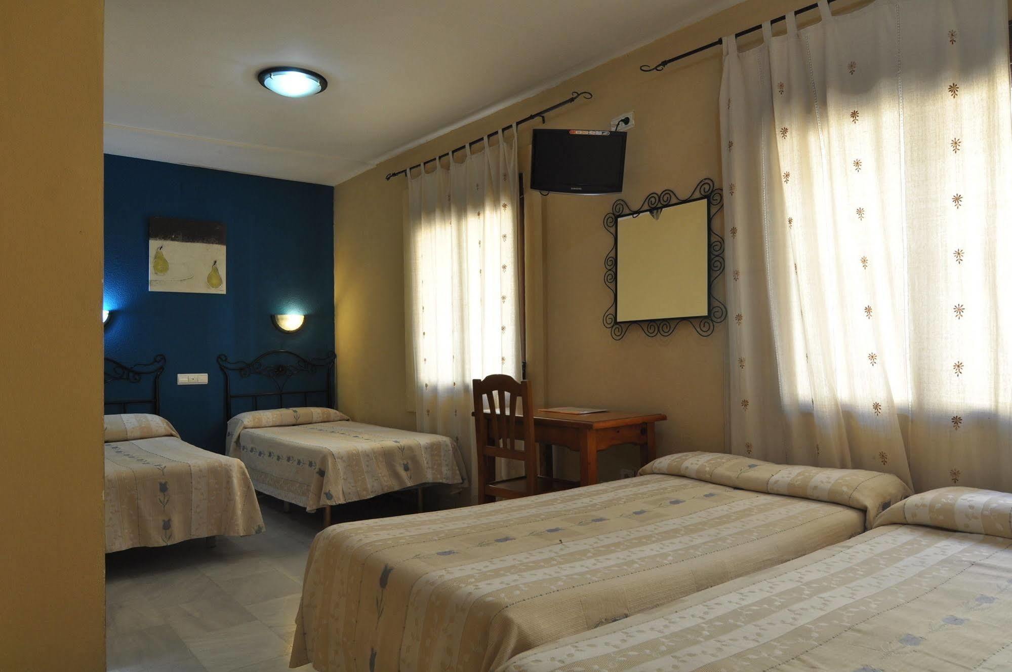 Hostal El Triunfo 科爾多瓦 外观 照片