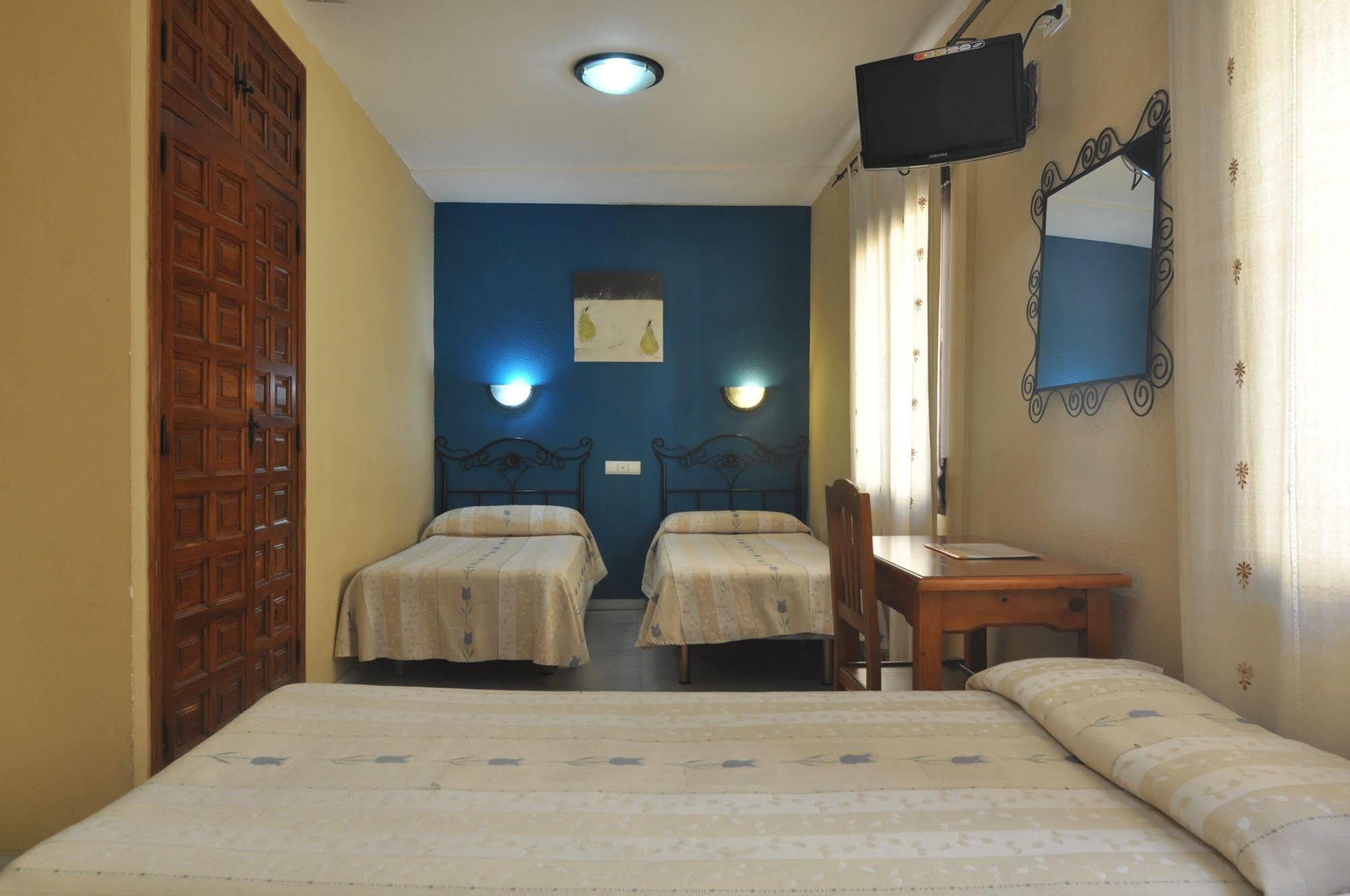 Hostal El Triunfo 科爾多瓦 外观 照片